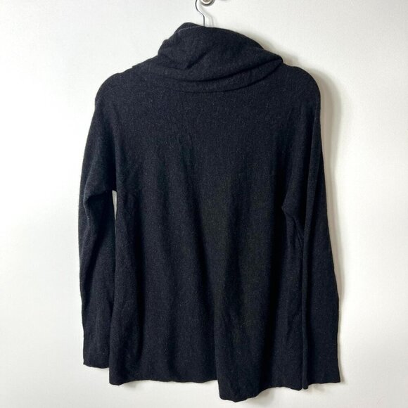 Vince merino wool black cowl‎ neck sweater women’s size large - Picture 5 of 6